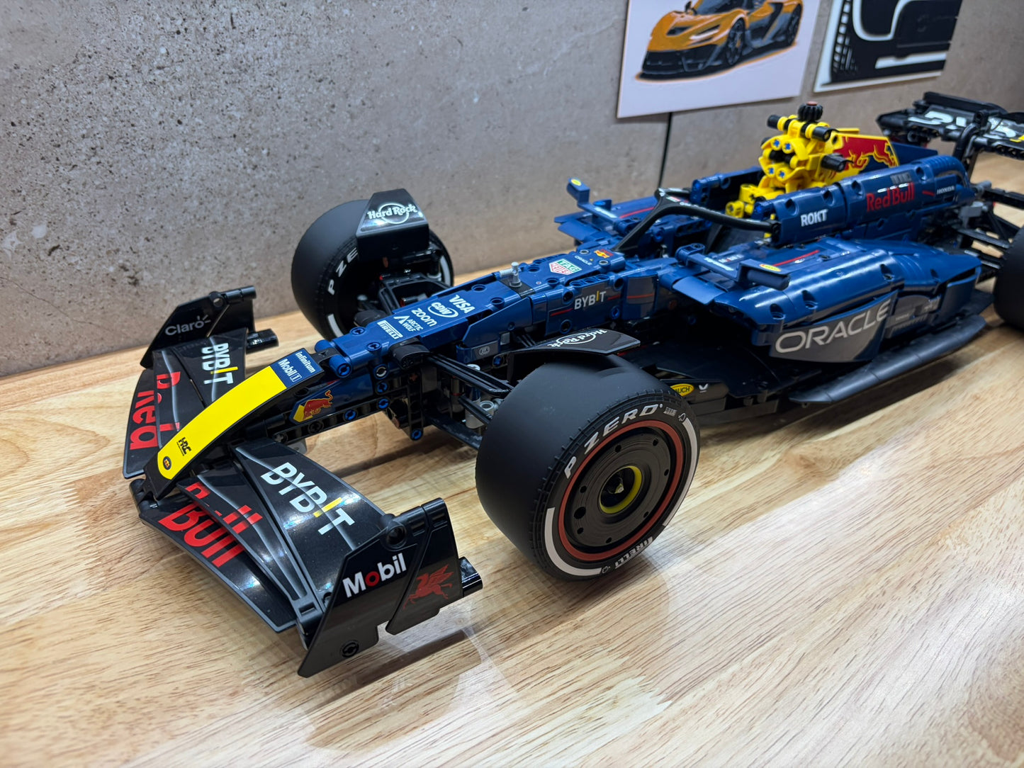 F1-Style Wheels for Oracle Red Bull Racing RB20 (Compatible with LEGO Set 42206)