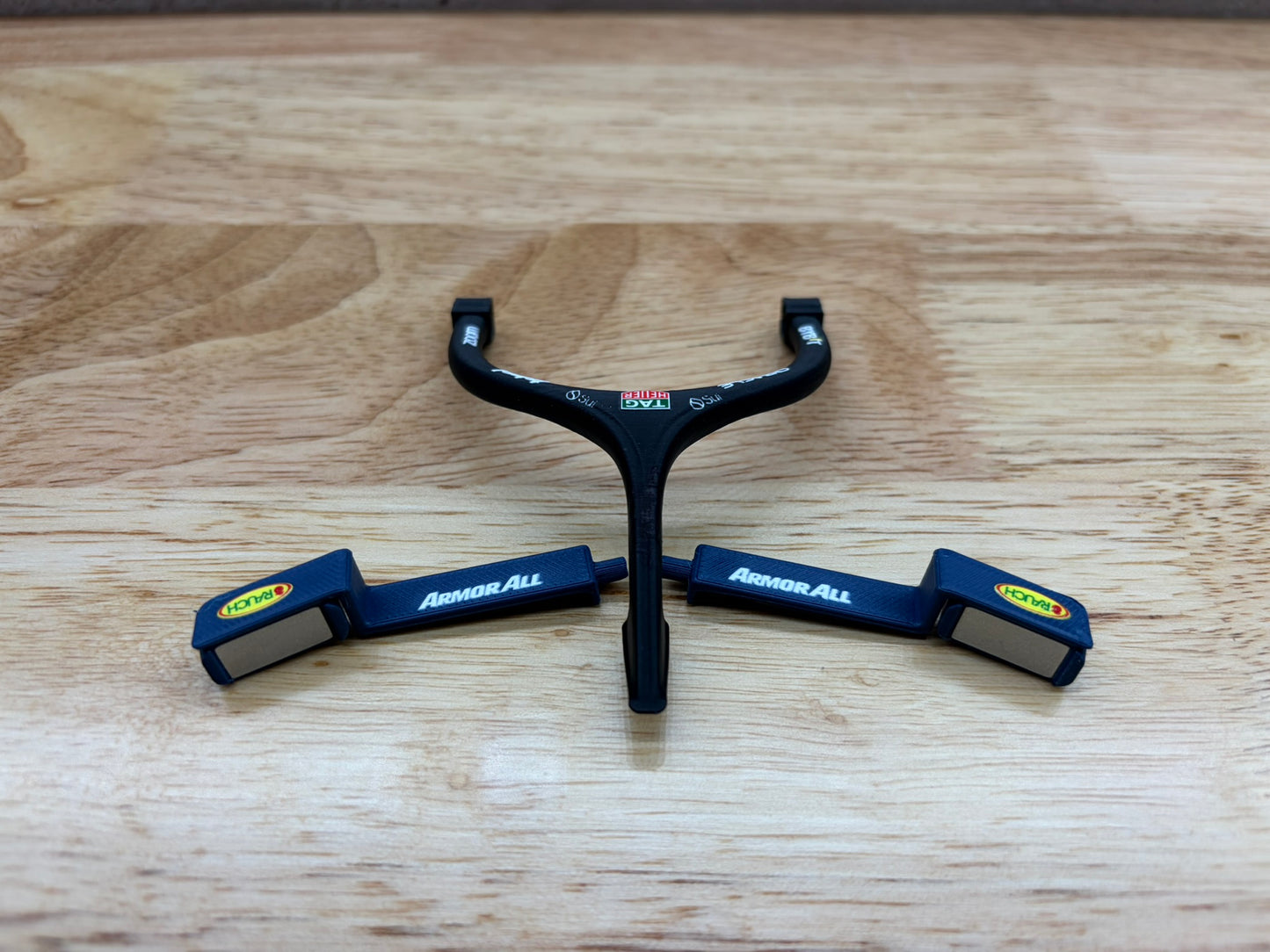 Amélioration du halo et du rétroviseur de l'Oracle Red Bull RB20 (compatible avec le set LEGO 42206)