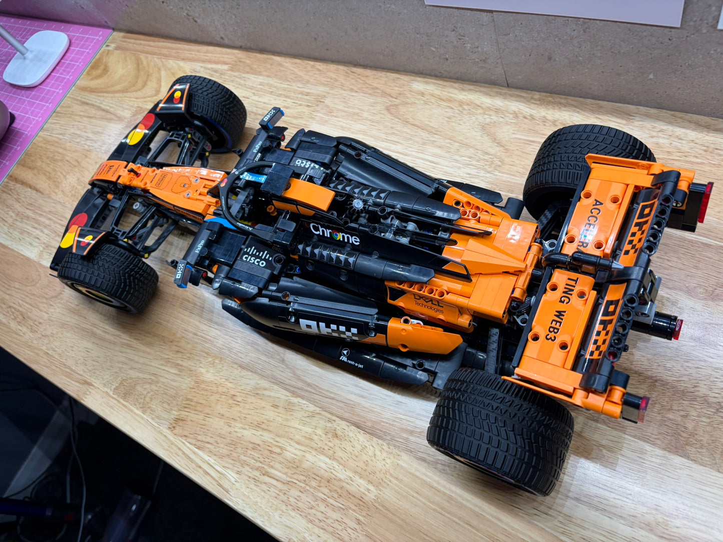 Roues de style F1 pour McLaren MCL39 (compatibles avec l'ensemble LEGO 42228)