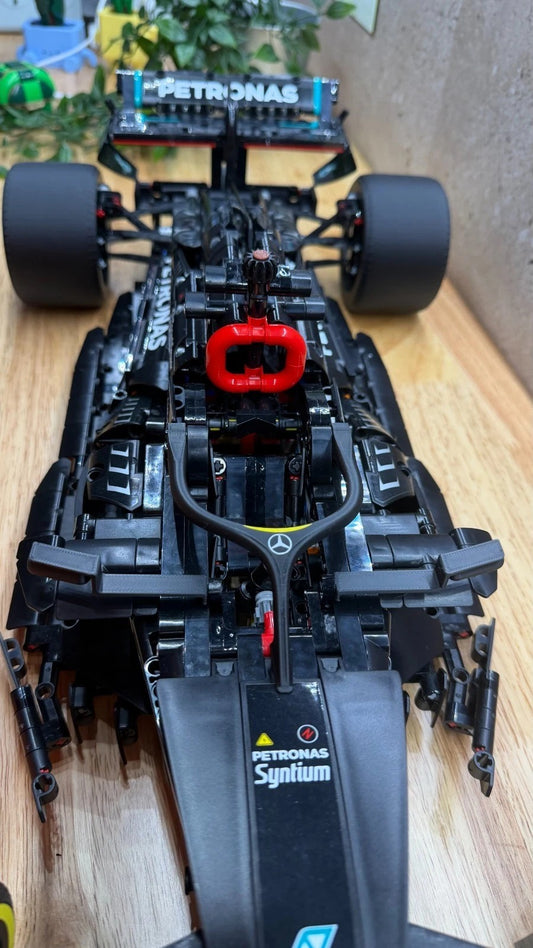 Mercedes-AMG F1 W14 Halo & Wing Mirror Upgrade (LEGO® Set 42171)