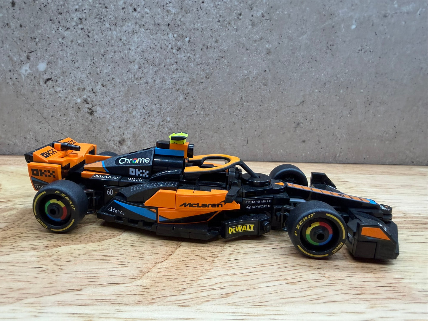 Kit de mise à niveau Halo, T-Cam et rétroviseurs pour voiture de course de Formule 1 McLaren – Compatible avec Speed Champions 76919 – Accessoire personnalisé imprimé en 3D
