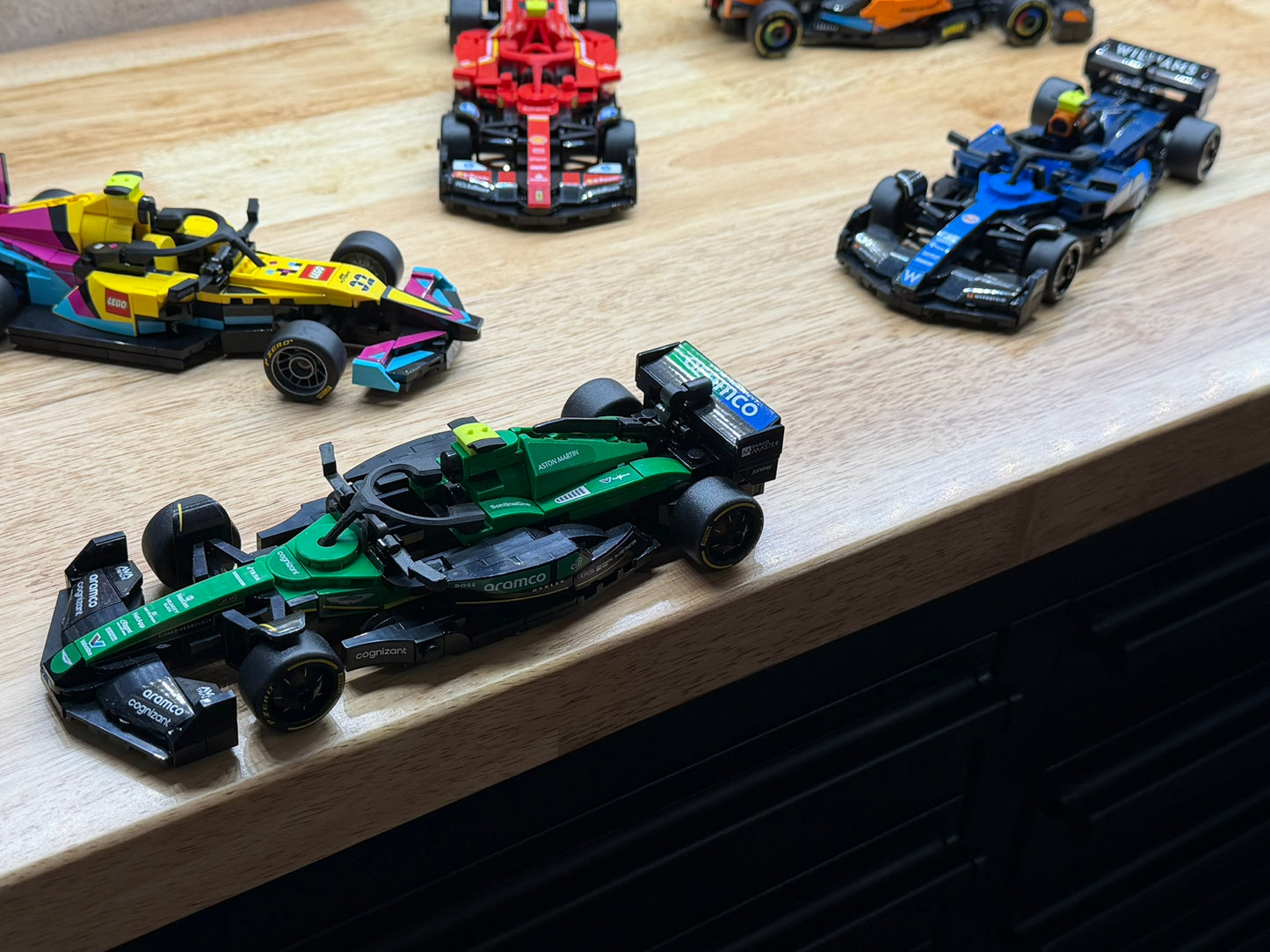 Kit de mise à niveau Halo, T-Cam et rétroviseurs pour Aston Martin AMR24 – Compatible avec la voiture de course Speed Champions 77245 – Accessoire personnalisé imprimé en 3D